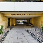 アパート Bronowicka 715 By Bookinghost *